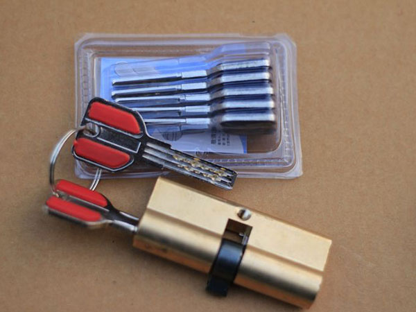 大兴24小时上门开锁公司